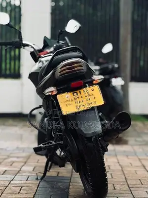 Bajaj Discover 125 2018