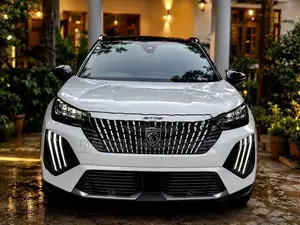 Peugeot 2008 GT 2025