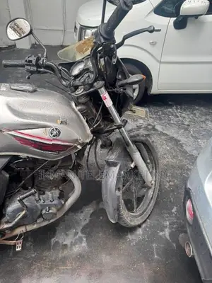 Yamaha SZ 2013