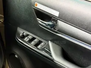 Toyota Hilux Revo Rocco 2800Cc 2025