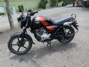 Bajaj V12 2017