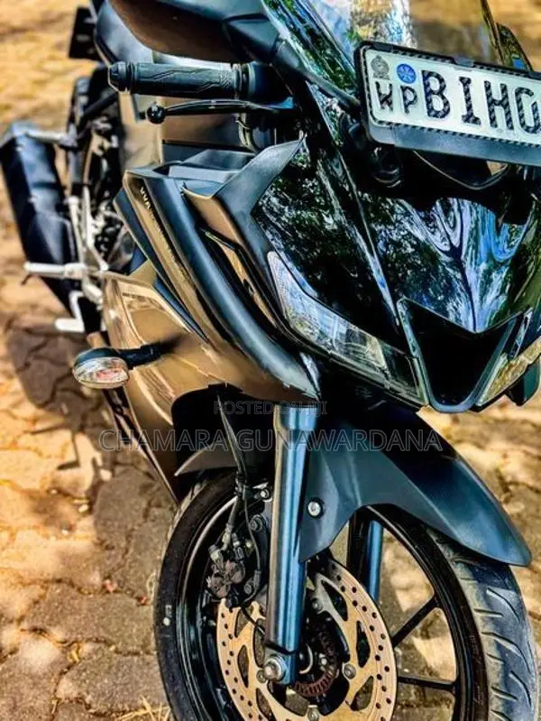 Yamaha R15 V3 Dark Knight Edition 2019