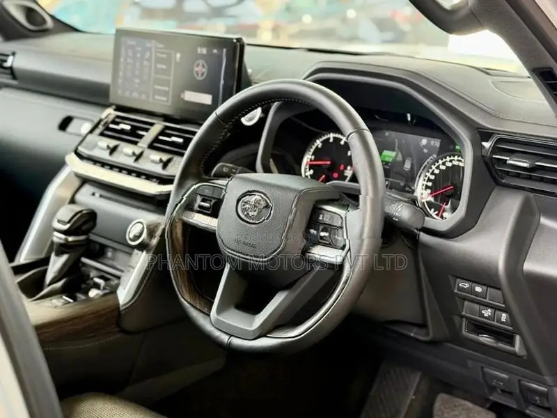 Toyota Land Cruiser Sahara Australian Spec! 2024