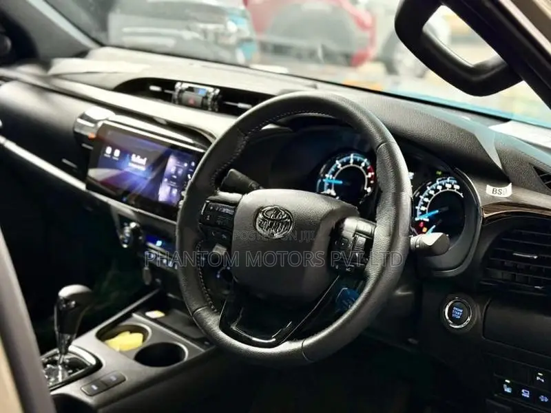 Toyota Hilux Revo Rocco 2800Cc 2025