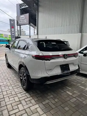 Honda Vezel Z PREMIUM 10 SP 4WAY 2026