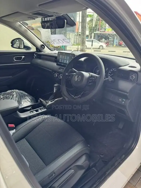 Honda Vezel Z PREMIUM 10 SP 4WAY 2026