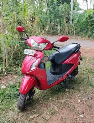 Hero Pleasure Used 2014