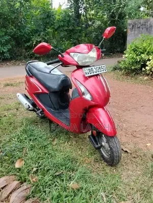 Hero Pleasure Used 2014