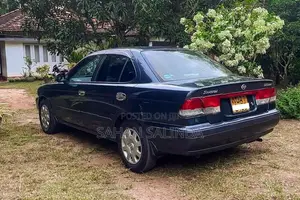 Nissan Sunny 2001