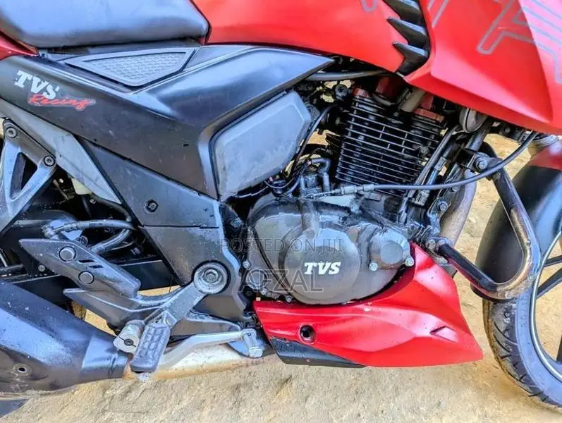 TVS Apache RTR 200 2019