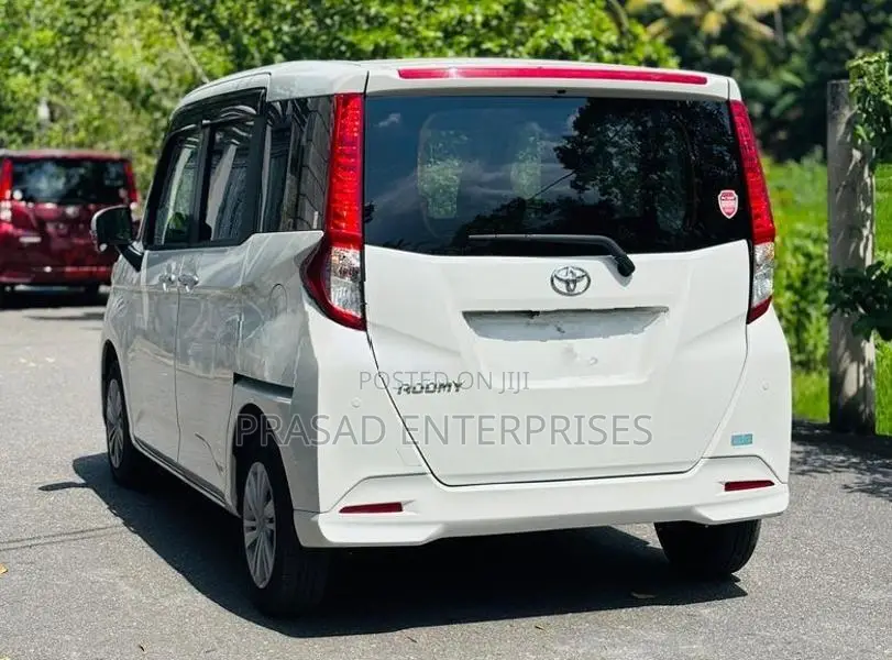 Toyota Roomy G Grade 2024
