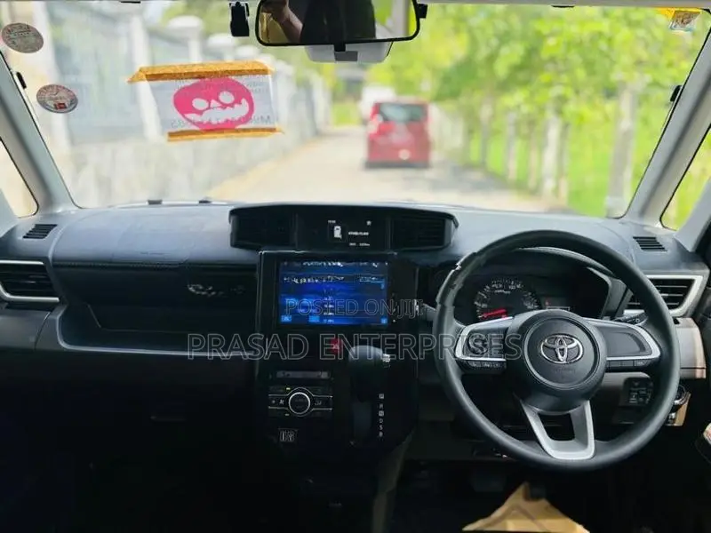 Toyota Roomy G Grade 2024