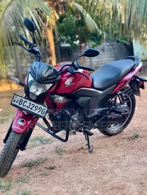 Honda CB Trigger 2015