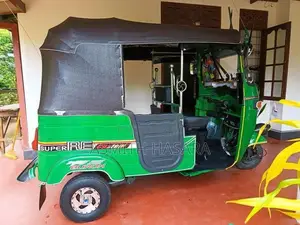 Bajaj RE 2 Stroke 2005