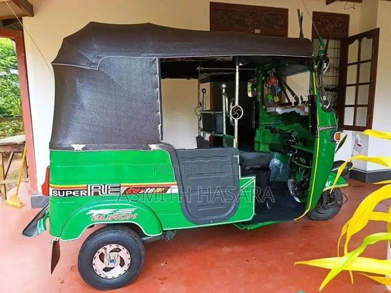 Bajaj RE 2 Stroke 2005