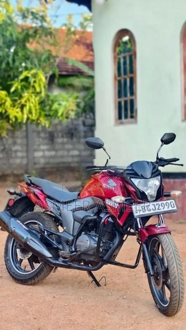 Honda CB Trigger 2015