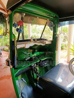 Bajaj RE 2 Stroke 2005