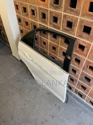 Mercedes E300 2015 Door