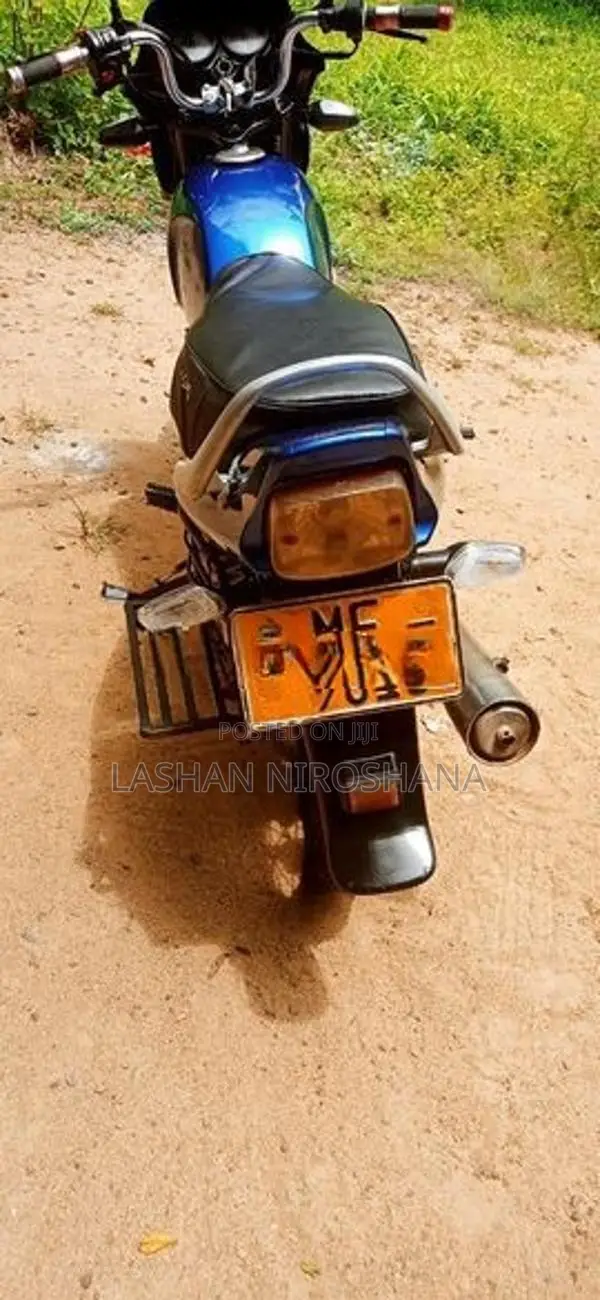 TVS Victor 2005