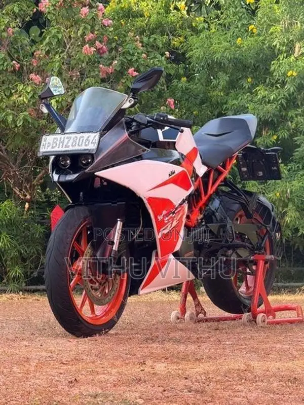 KTM RC 200 2019