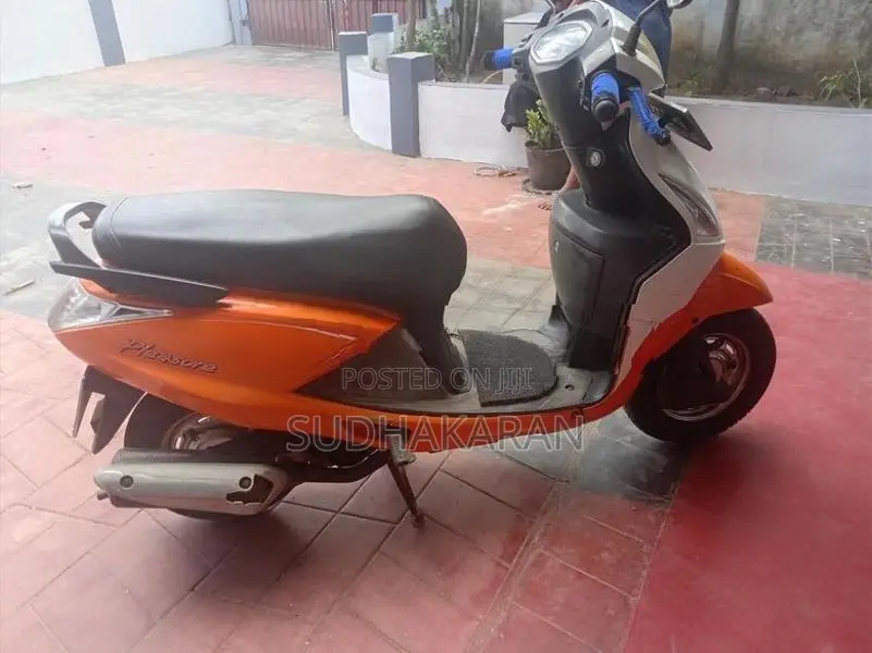 Hero Pleasure 2015