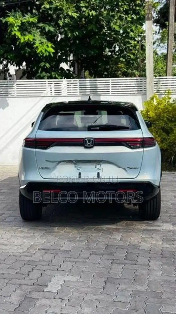 Honda Vezel Z Play 2026 Moonroof