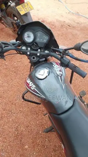 TVS Metro 2017
