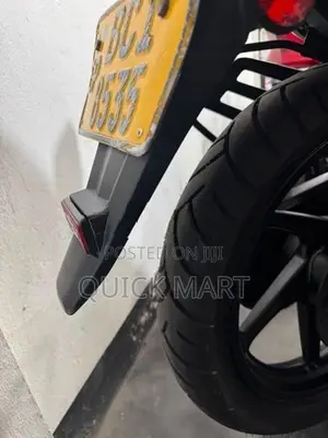 Honda CB Trigger 2016