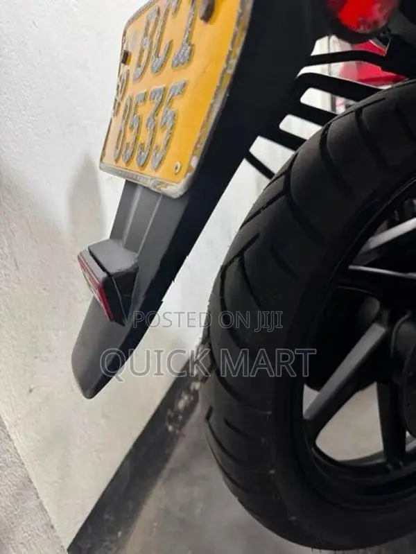 Honda CB Trigger 2016