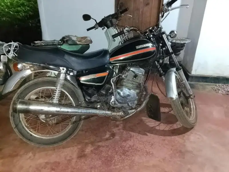 Honda CM Custom 1996