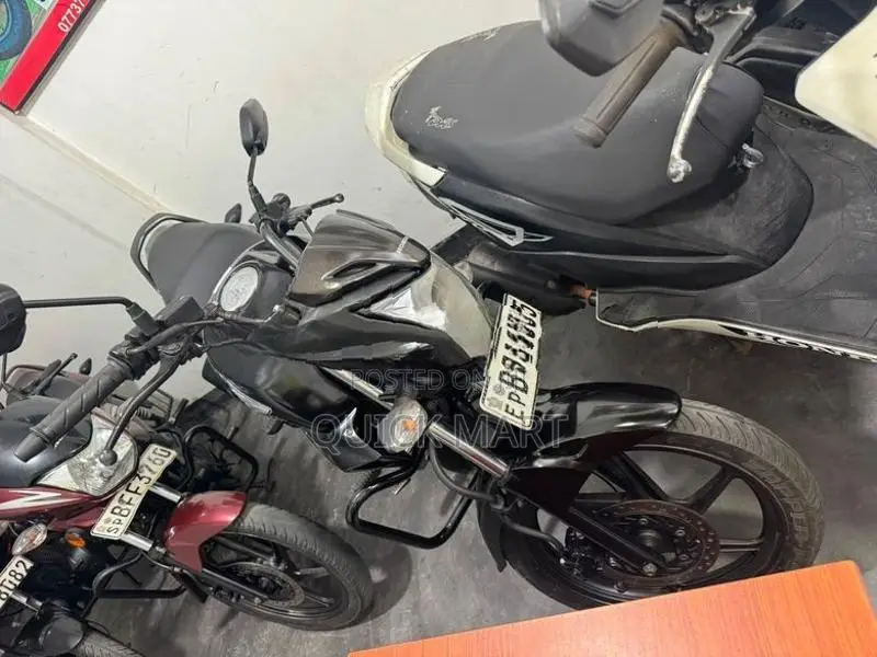 Honda CB Trigger 2016