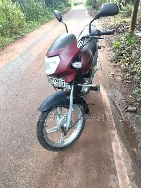 TVS Victor 2007