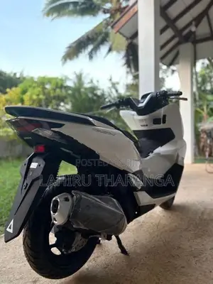 Honda PCX 2025