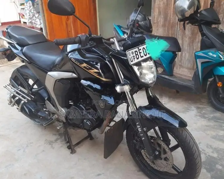 Yamaha FZs V2 2016