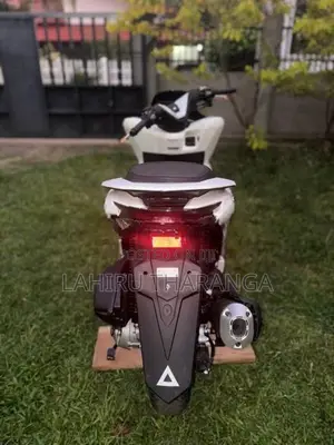 Honda PCX 2025