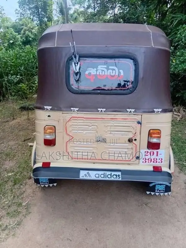 Bajaj RE 1999