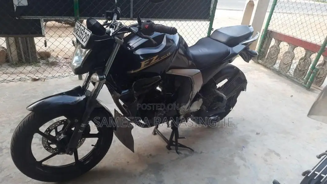 Yamaha FZs V2 2016