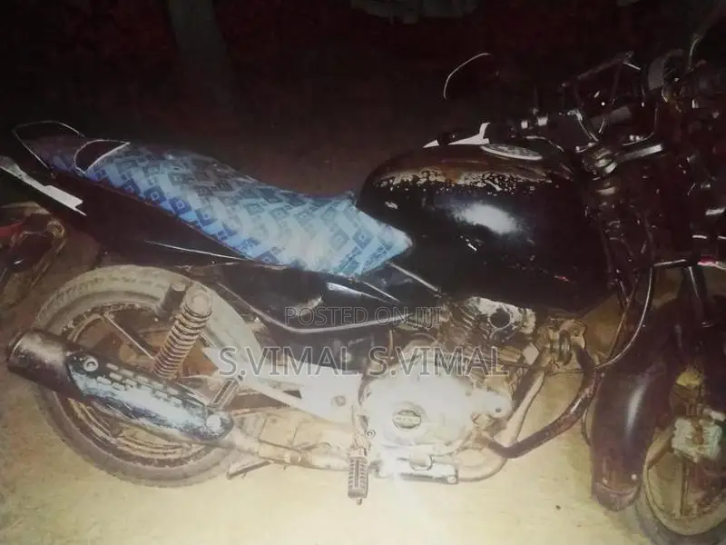 Bajaj Pulsar 150 2016