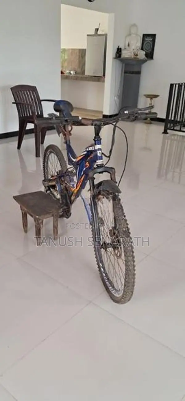 Tomahawk GT3 Bicycle