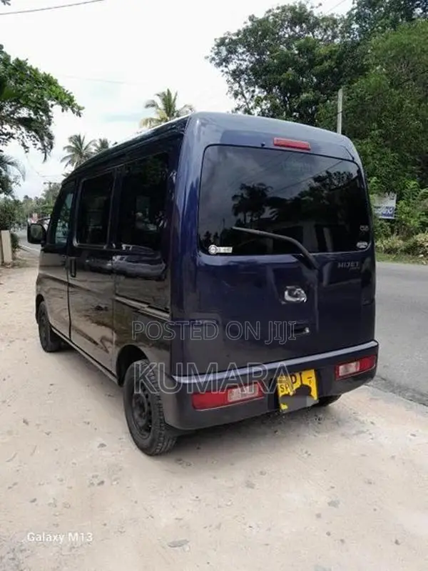 Daihatsu Hijet 2016