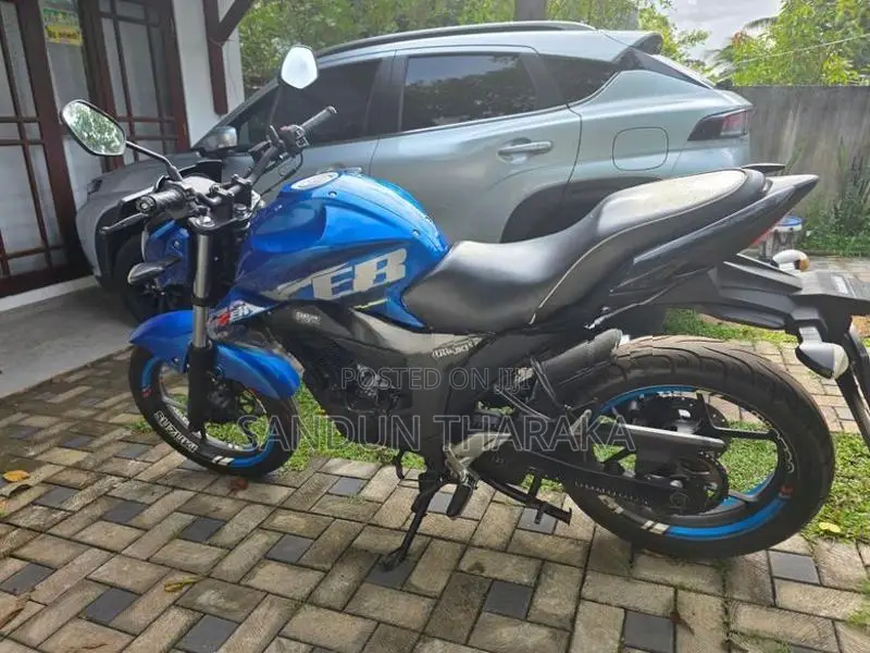 Suzuki Gixxer Double disc 2017