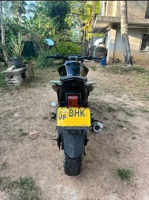 Yamaha FZ 2018
