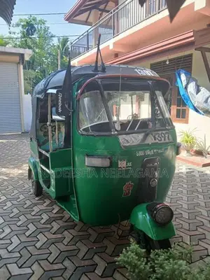 Bajaj RE 2004