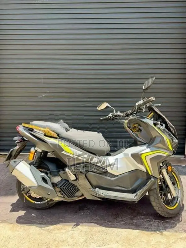 Honda ADV 160 2024