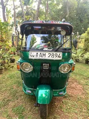 Bajaj RE 2013