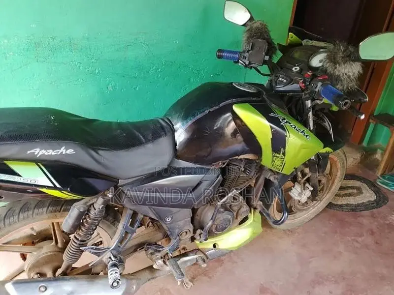 TVS Apache RTR 150 2015