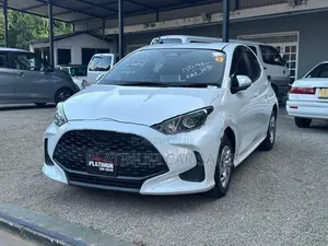 Toyota Yaris X Grade 2025
