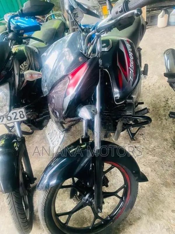 Bajaj Discover 125 2015