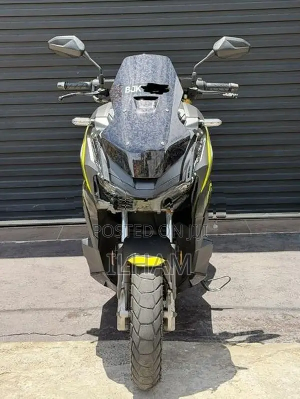 Honda ADV 160 2024