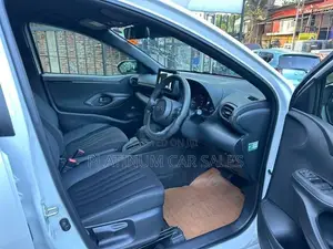 Toyota Yaris X Grade 2025